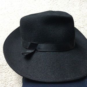 Vintage wool felt hat